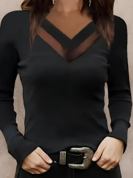 Kadın Uzun Kollu V Yakalı Tül Göğüs Dekolte Detaylı Viskon Bluz
