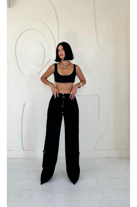 Siyah Önden Fermuarlı Pantolon