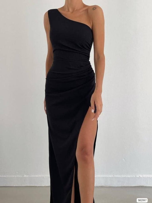 Kadın Dalgıç Krep Kumaş Tek Omuz Yırtmaç Detaylı Maxi Boy Elbise