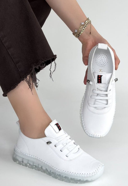 Jiten Beyaz Deri Bağcıklı Spor Ayakkabı