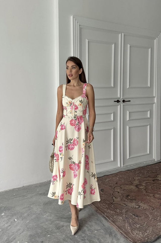 Ekru İnce Kemer Detaylı Elbise