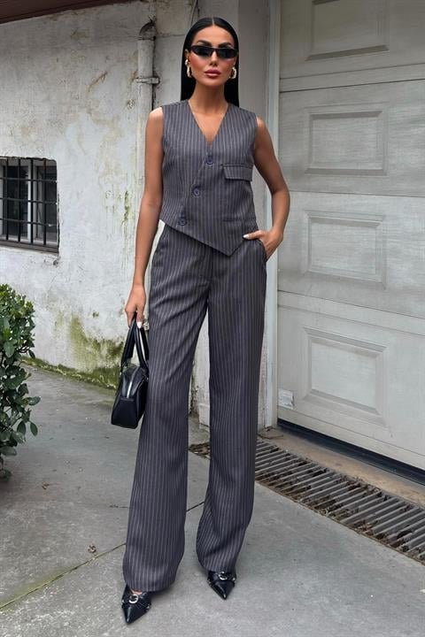 Yeleği Çapraz Detay Düğmeli Cepli Yelekli Takım 10150