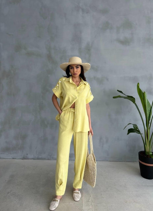 OMUZ MİDYE SIRALI BLUZ - PAÇA PENSLİ PANTOLON TAKIM - Sarı