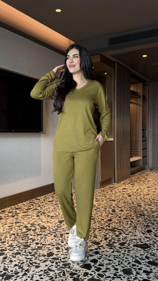 Kadın V Yaka Bluz Ve Pantolon Ikili Takım