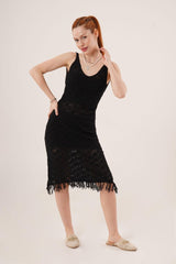 Ajurlu V Yaka Püskül Detaylı Krem Elbise