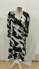 Kadın Uzun Kollu Kruvaze Yakalı Yandan Bağlamalı Desenli Mini Modal Elbise