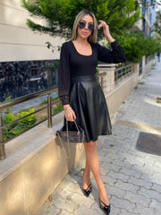 Kadın Uzun Kollu Kare Yaka üst Viskon Alt Deri Mini Elbise