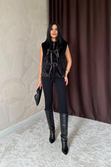 Ekru Fiyonklu Peluş Yelek
