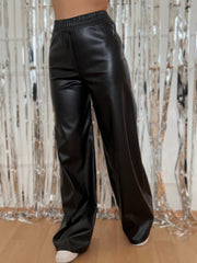 Kadın Yüksek Bel Beli Lastikli Geniş Paçalı Deri Pantolon