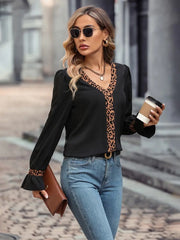 Kadın Uzun Kollu V Yakalı Leopar Detaylı Krep Bluz