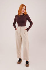 Kapama Cep Detaylı Siyah Pantolon