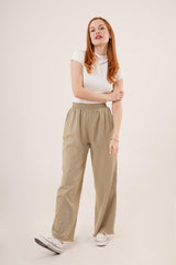 Bel Lastikli Paça Detaylı Cepli Krem Pantolon