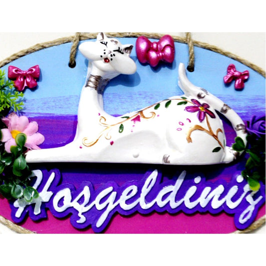 Kedi Figürlü Hoşgeldiniz Yazılı El Boyaması Renkli Kapı Süsü