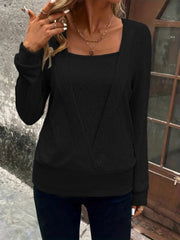 Kadın Uzun Kollu Kruvaze Yaka Kol Ve Etek Ucu Manşet Detay Yumoş Bluz