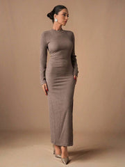 Kadın Uzun Kollu Yarım Balıkçı Yaka Bürümcük Kumaş Yırtmaç Detay Kalem Elbise