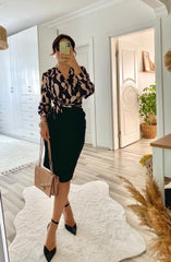 Kadın Uzun Kollu Kruvaze Yaka Dijital Baskılı Fiyonk Detay Atlas Kumaş Elbise