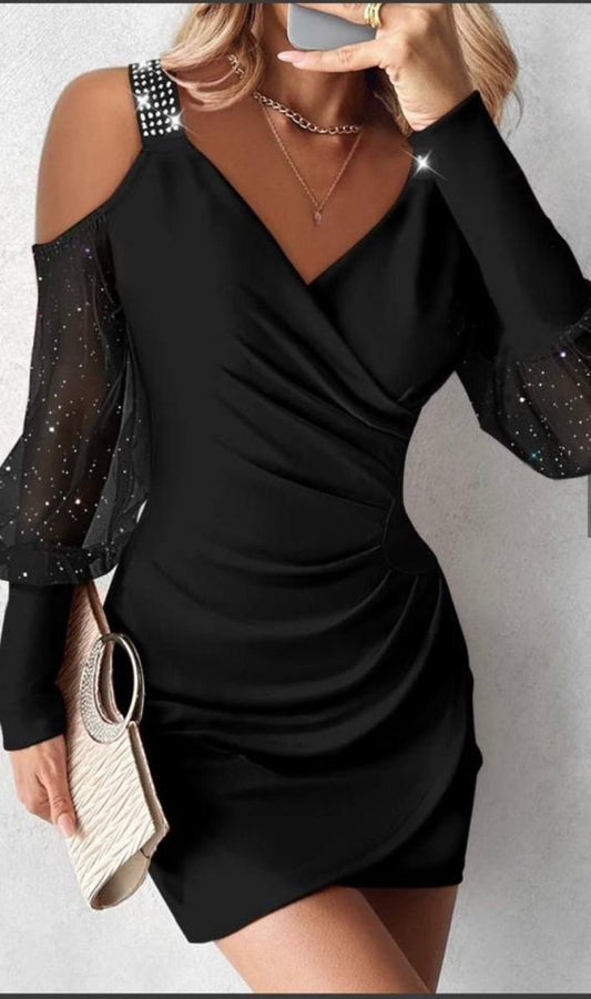 Kadın Kruvaze Yaka Omuz Ve Sırt Dekolteli Taş Detay Mini Elbise
