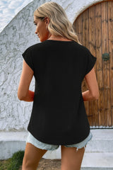 Kadın Kısa Kollu V Yakalı Düğmeli Keten Bluz