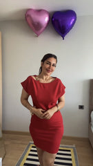 Kadın Kısa Kollu Tek Omuz Askı Ve Aksesuar Detay Beli Lastikli Krep Elbise