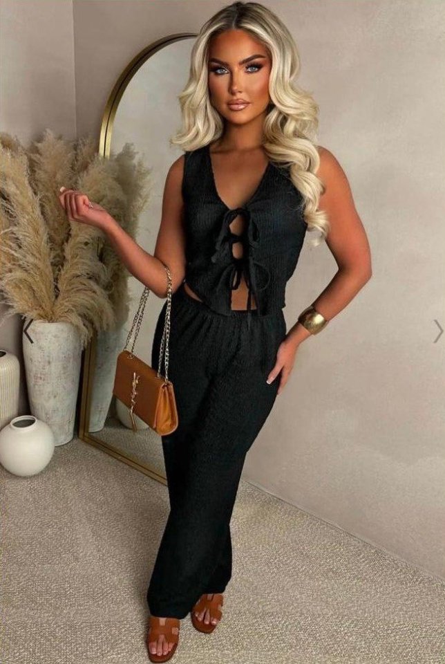 Kadın Ital Piliseli Kumaş önde Bağcık Detaylı Takım