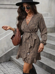 Kadın Uzun Kollu Kruvaze Yakalı Kuşaklı Desenli Kısa Modal Mini Elbise