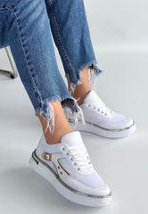 Junda Beyaz Cilt Bağcıklı Spor Ayakkabı