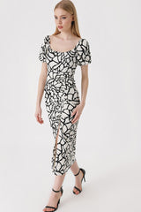 2396 Yırtmaçlı Yazlık Örme Elbise - Bisküvi