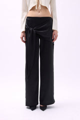 Önden Bağlamalı Saten Pantolon