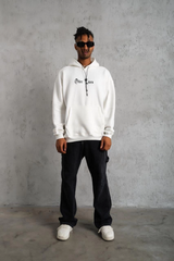 Oversize Üç İplik Şardonlu Kapüşonlu Sweatshirt – Beyaz “Other Lives” Ön Ve Arka Baskılı, Kanguru Cepli, Ribanalı Rahat Kışlık Model Beyaz
