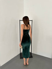 Kadınomuz Askılı Sırt Dekolteli Yırtmaç Detay Midi Boy Elbise Yırtmaç Detay Midi Boy Elbise