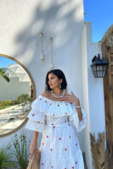 Pembe Omuzları Lastikli Brode Elbise