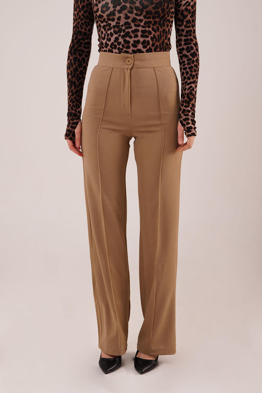 Ön Dikiş Detaylı Tek Düğme Camel Pantolon
