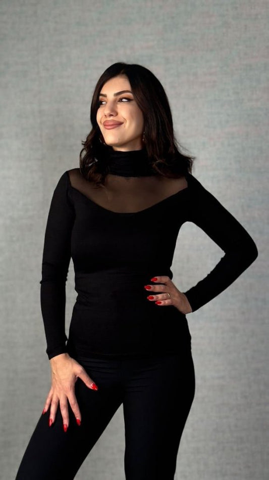 Kadın Uzun Kollu Balıkçı Yaka önü Tül Detay Kaşkorse Kumaş Bluz