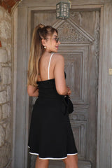 Kadın Ip Askılı Geniş V Yakalı çift Renkli Janjan Krep Elbise