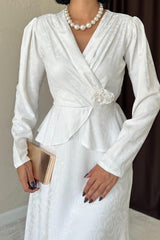 Ekru Pile Detaylı Kruvaze Elbise